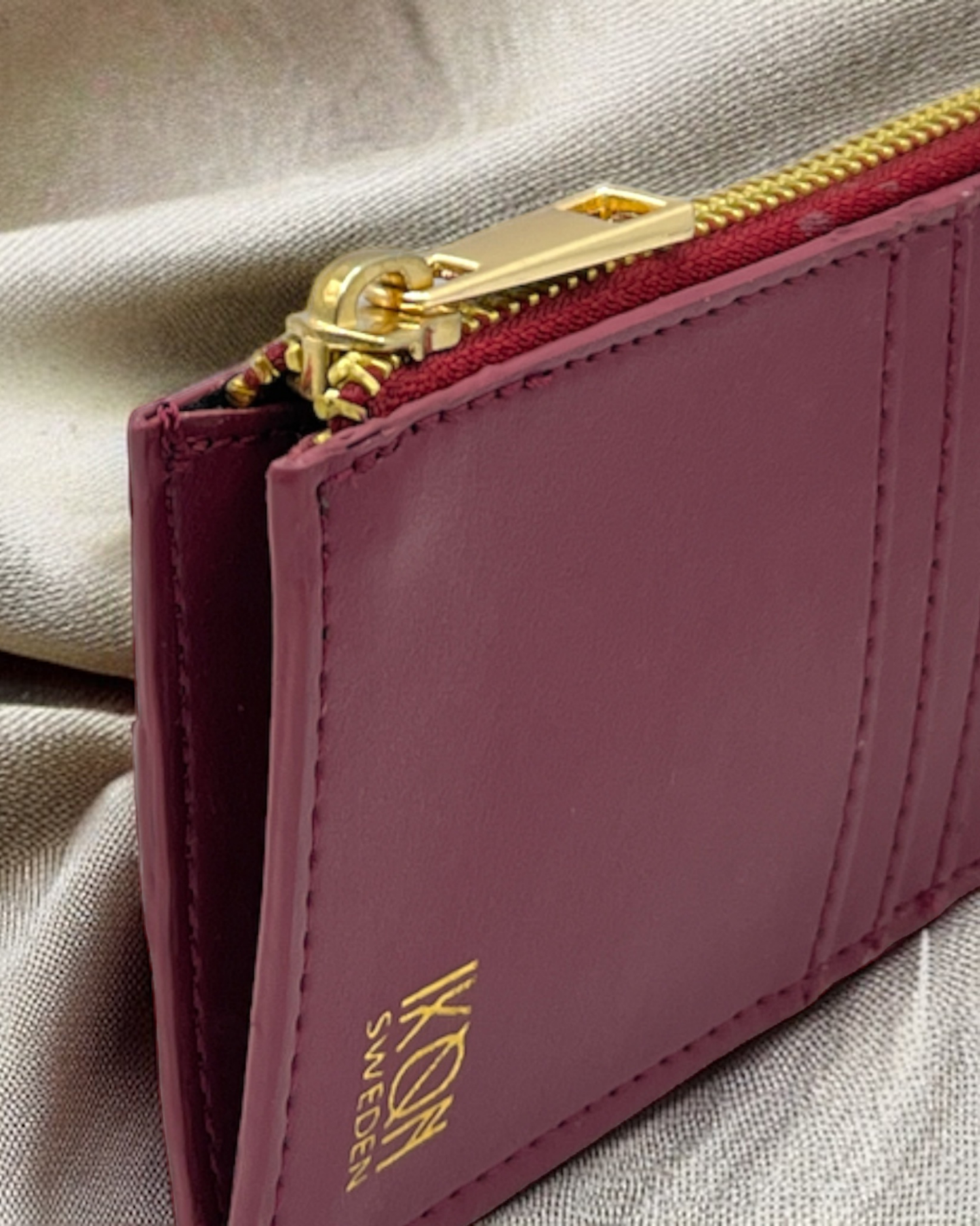 Zipper Card Holder